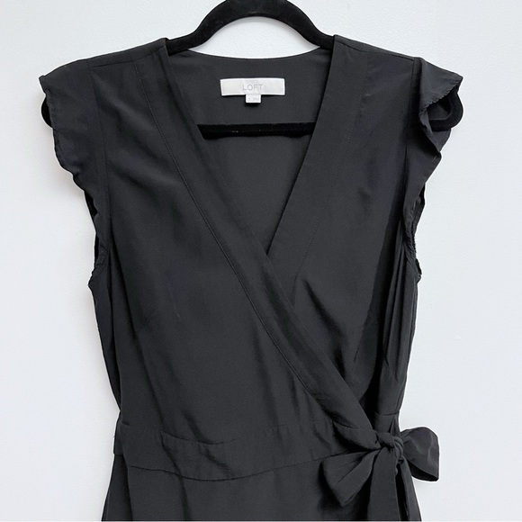 LOFT Black Flutter Sleeve V Neck Wrap Tie Waist Romper Dress Size 2 - Picture 2 of 13